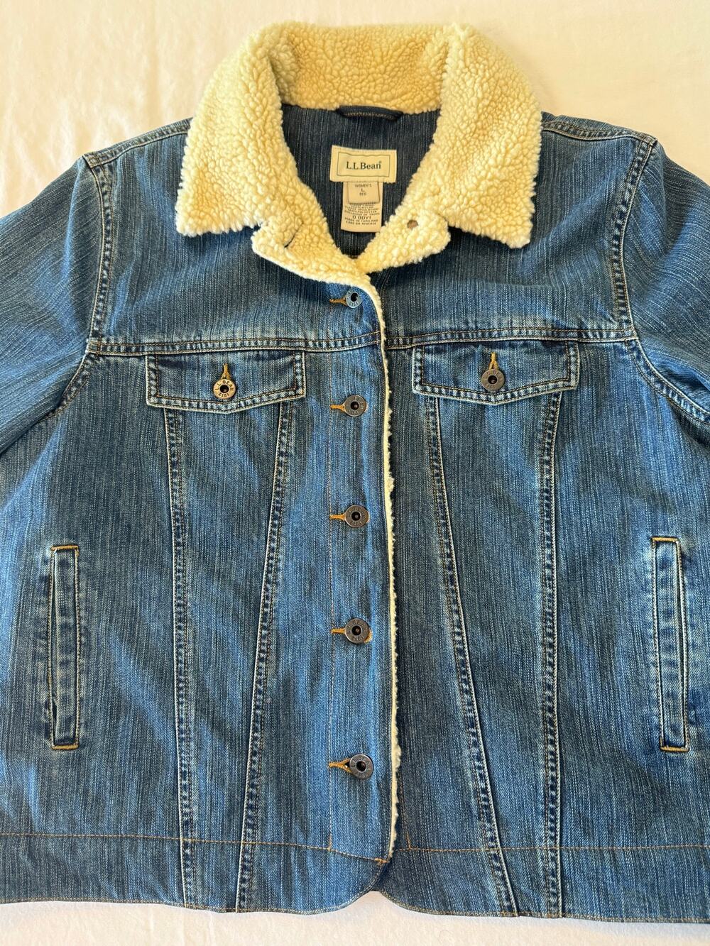 LL Bean Sherpa Lined Denim Trucker Jacket. Corduroy Collar/Cuff Accents